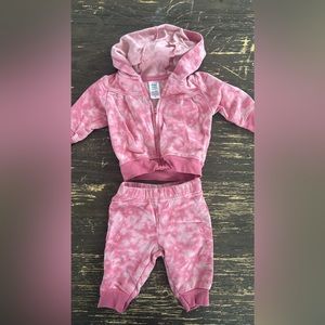 Baby size 0-3 sweat set